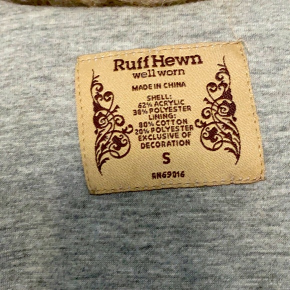 RUFFHEWN FAUX FUR VEST - Picture 4 of 4